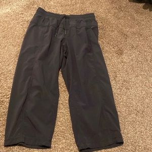 Lululemon Capri - Very Cute!